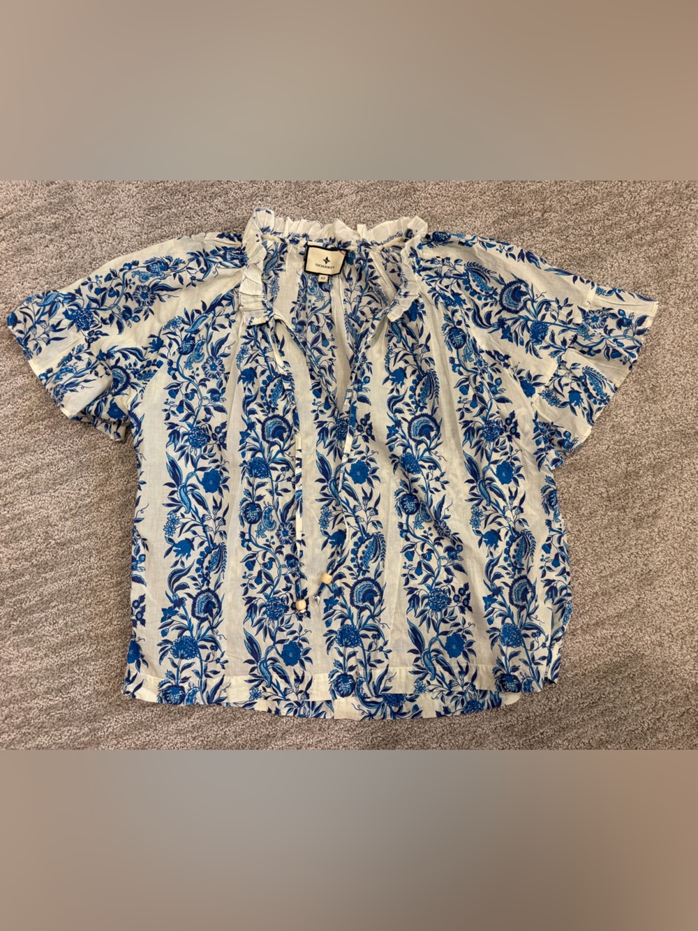 TNUCK BEACH Cerulean Posy Cassis Top